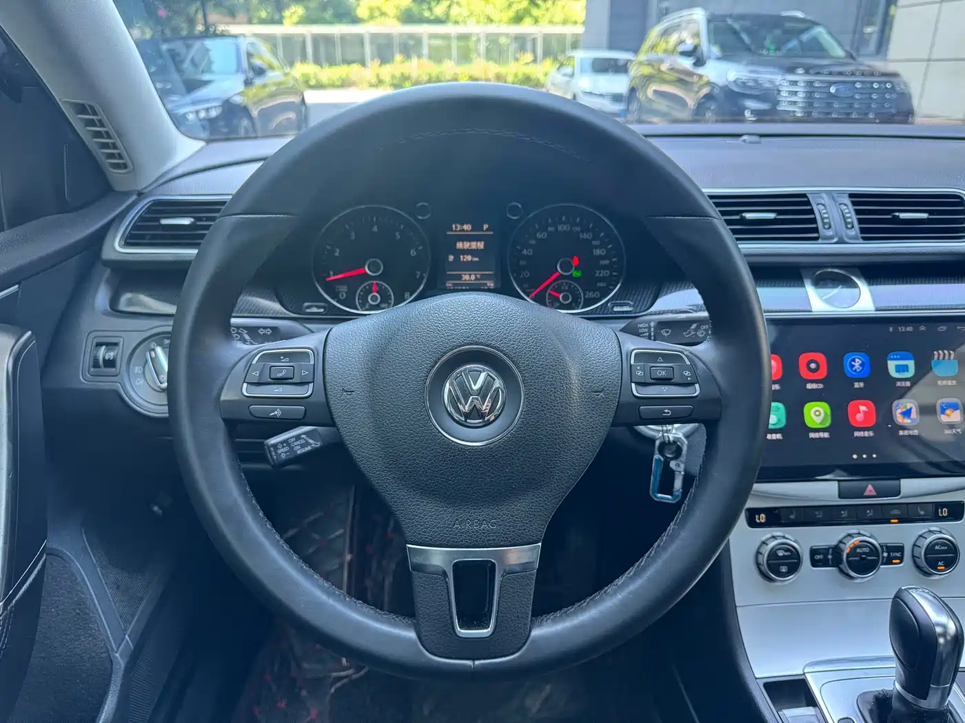 Volkswagen Magotan 2012 Facelift 1.8TSI Luxury фото 19