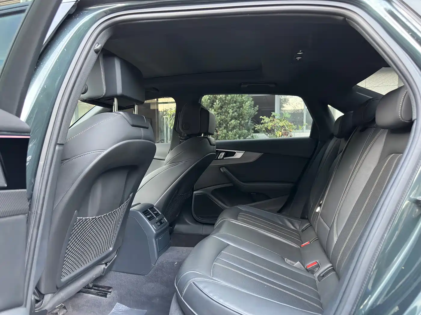 Фото 5 - Audi A4L