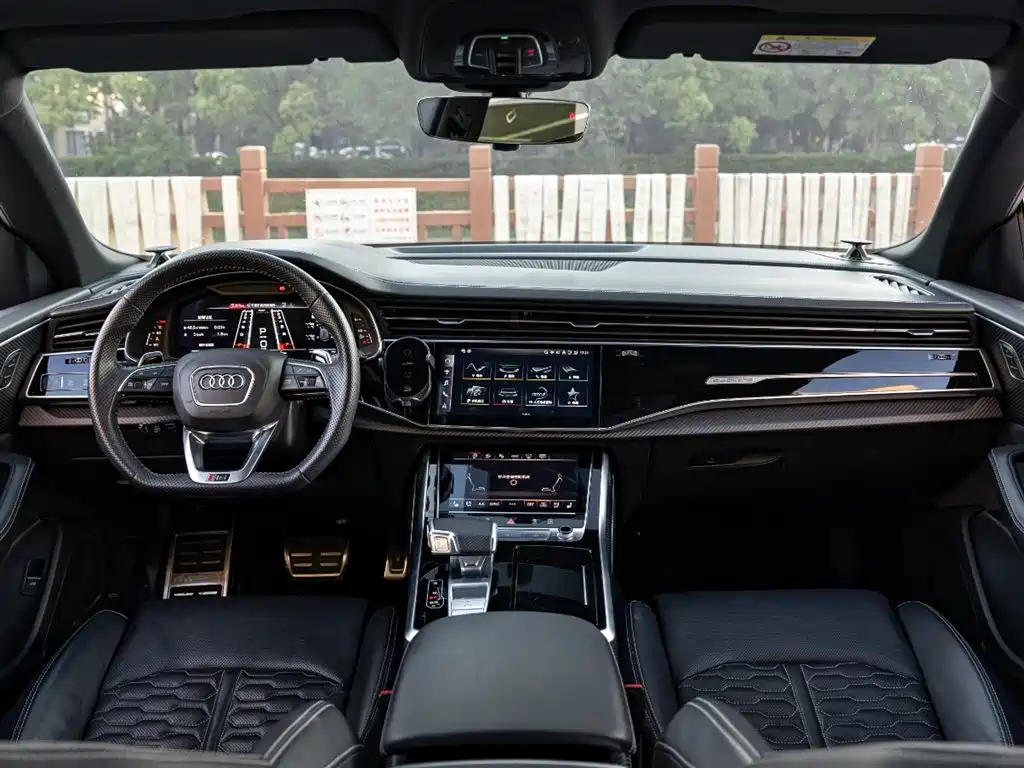 Audi RS Q8 2021 RS Q8 4.0T фото 10