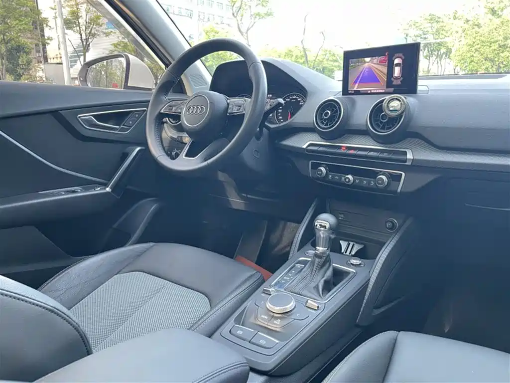 Audi Q2L 2021 35 TFSI Fashion Elegance фото 6
