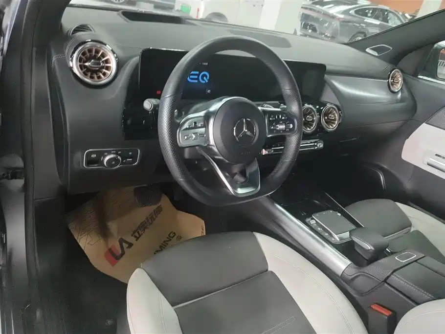 Mercedes-Benz EQA 2022 EQA 300 4MATIC Launch Special Edition фото 12