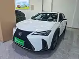 Фото 1 - Lexus UX