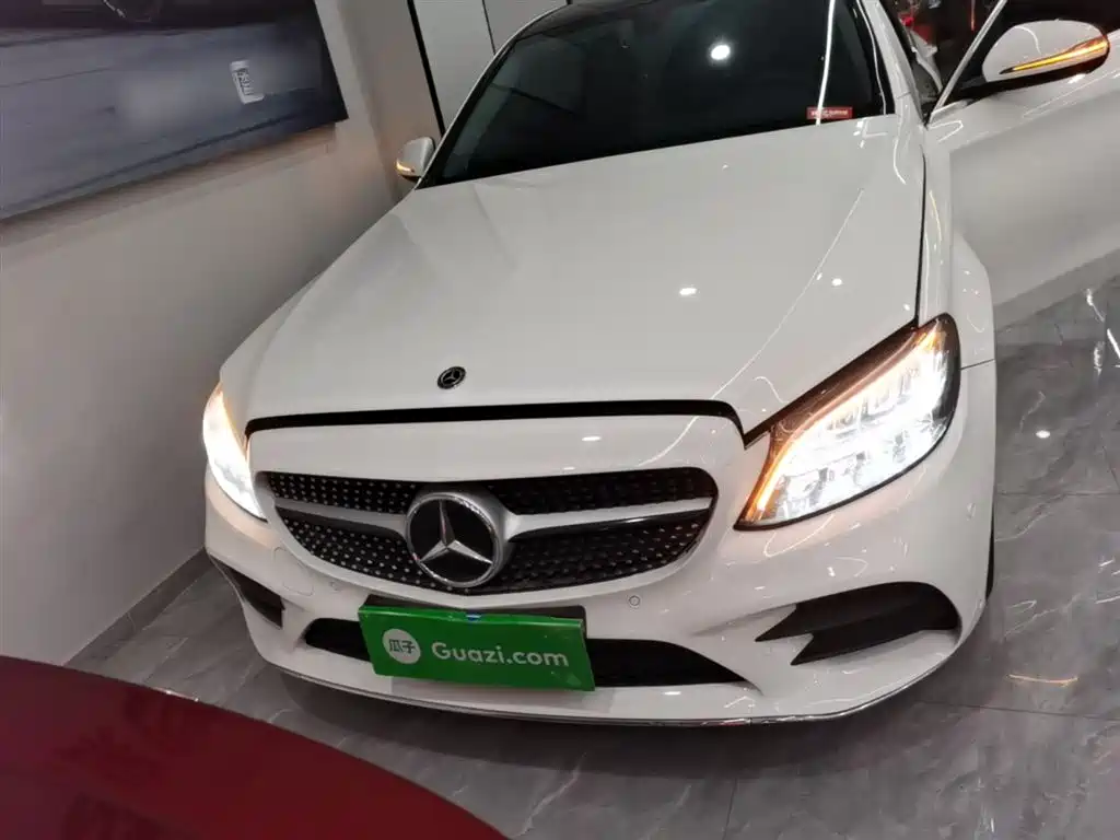 MERCEDES-BENZ CLASS C