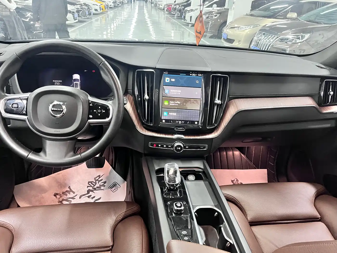 Volvo XC60 2025 B5 AWD Smart Elite Luxury Edition фото 12