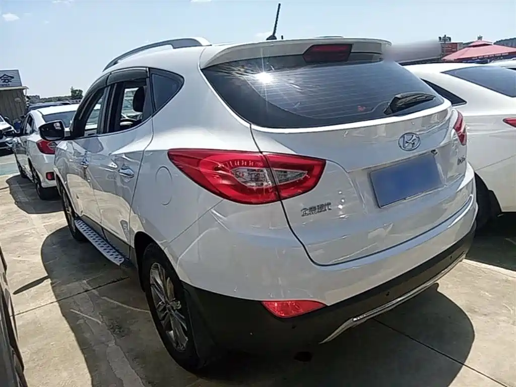 Hyundai Beijing Hyundai ix35 2015 2.0L Automatic 2WD Smart Type China IV фото 5