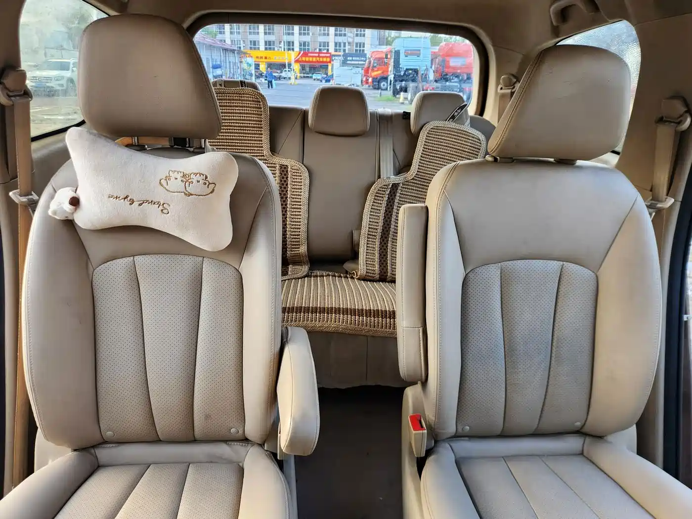 Baojun 730 2016 2016 1.5L Manual Comfort 7-seater China V