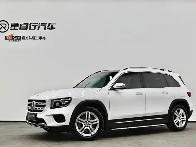 Mercedes-Benz GLB 2023