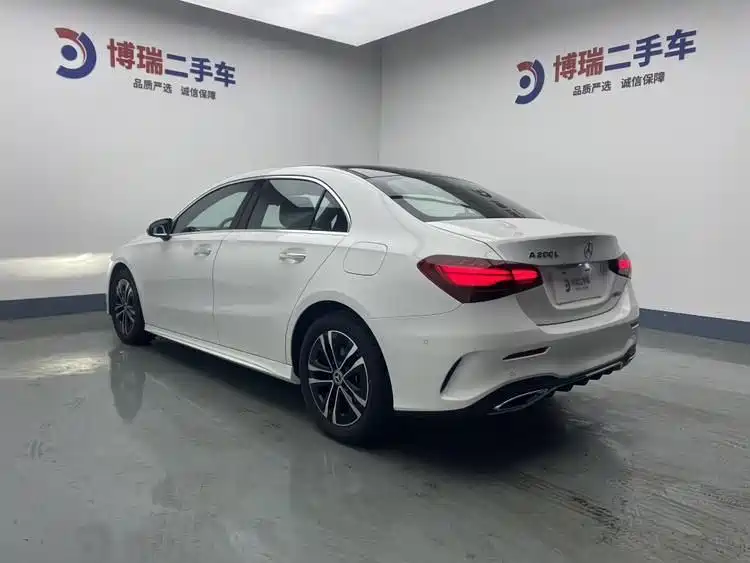 Mercedes-Benz A-Class 2023 A 200 L Dynamic фото 13