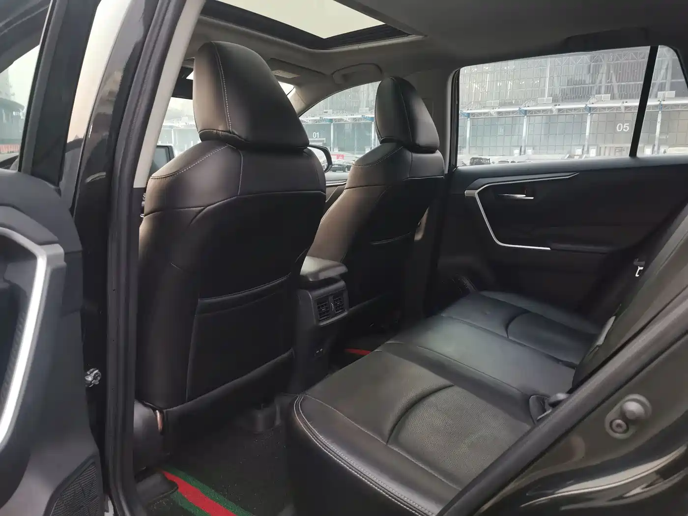 TOYOTA RAV4 RONGFANG