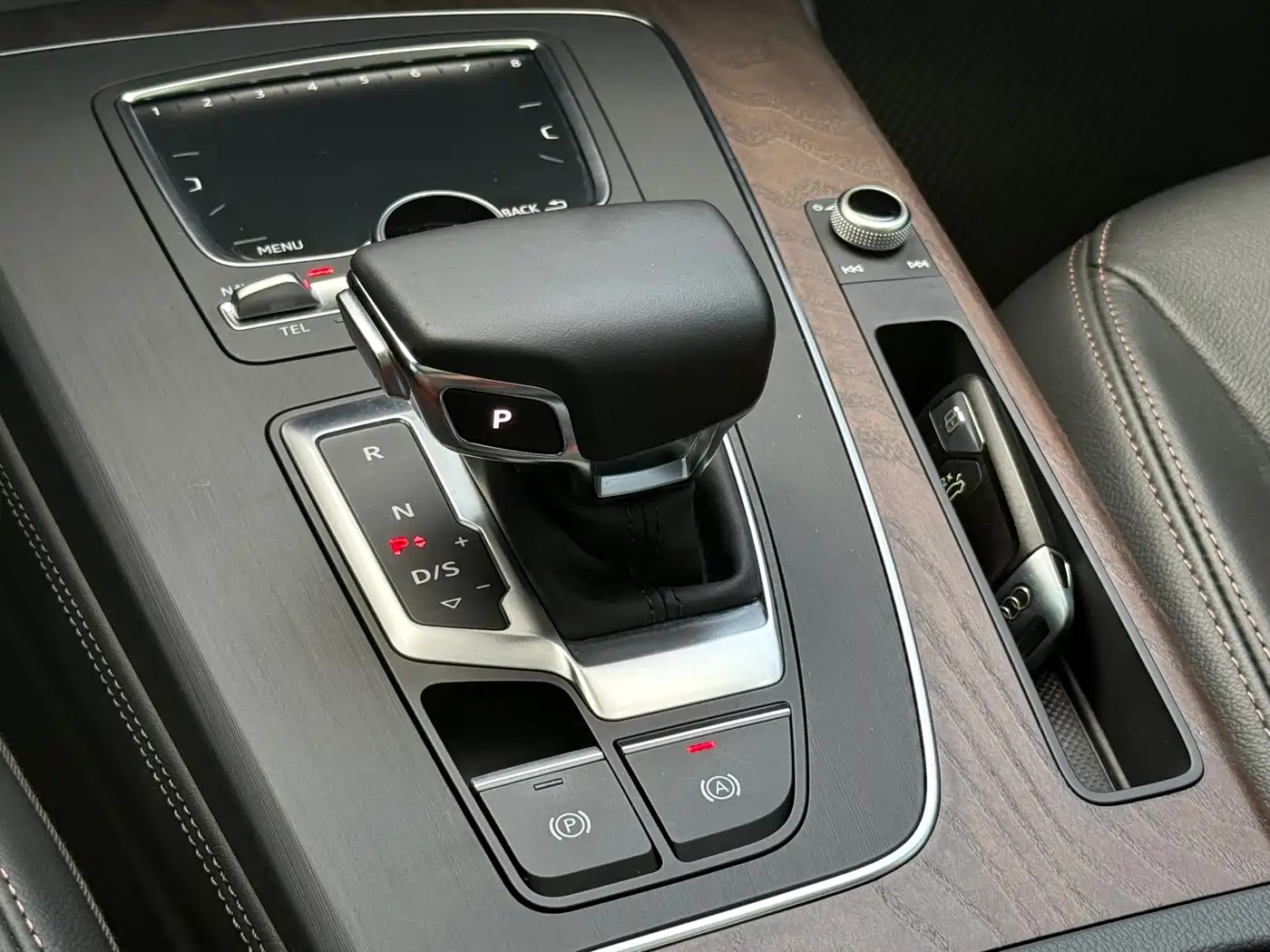 Audi Q5L 2020 45 TFSI Premium Elegance фото 14