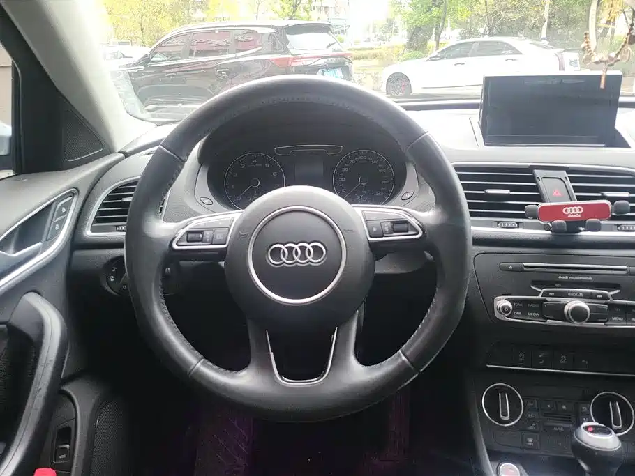 Audi Q3 2018 30th Anniversary Edition 30 TFSI Fashion фото 15