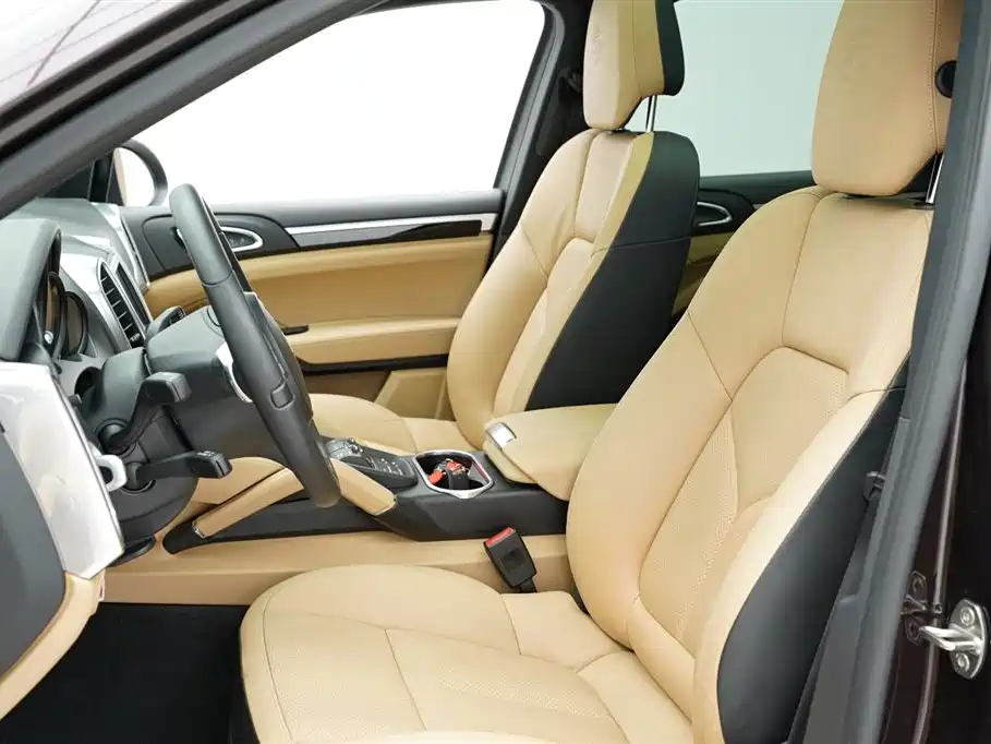 Porsche Cayenne 2014 Cayenne Platinum Edition 3.0T фото 12