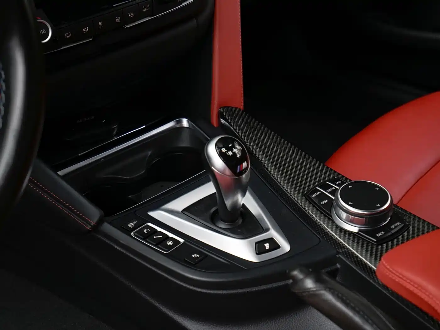 Photo 5 - BMW M4
