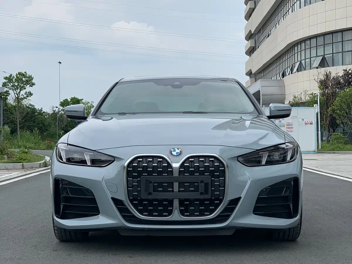 BMW 4-SERIES