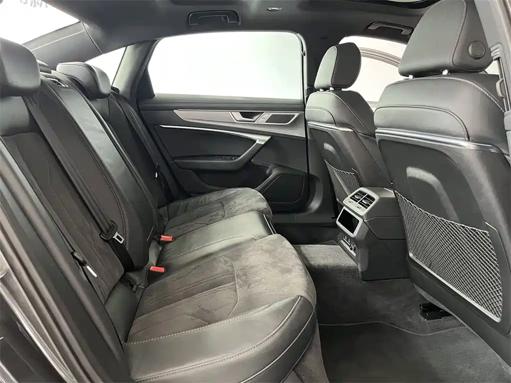 Audi A6L 2024 45 TFSI Premium Dynamic фото 7