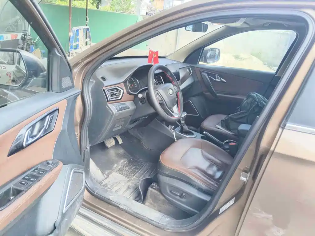 FAW Senya R7 2017 2016 Model 1.6L Automatic Premium