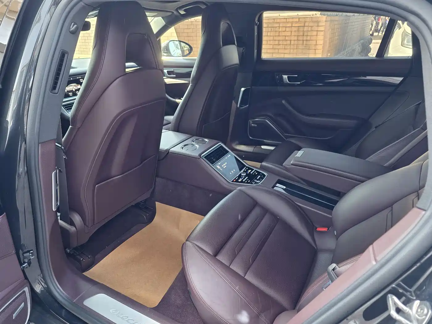Porsche Panamera 2017 Panamera 4 Executive Long Wheelbase 3.0T фото 17