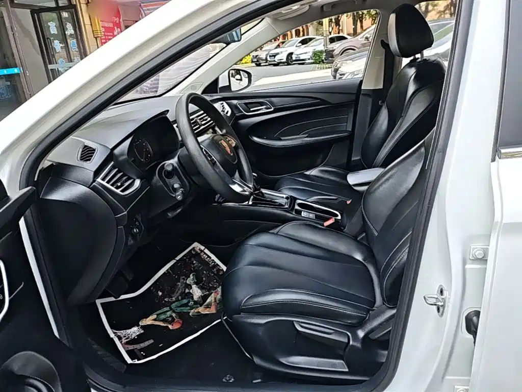 Roewe i5 2019 2019 1.5L Auto 4G Langhao Edition