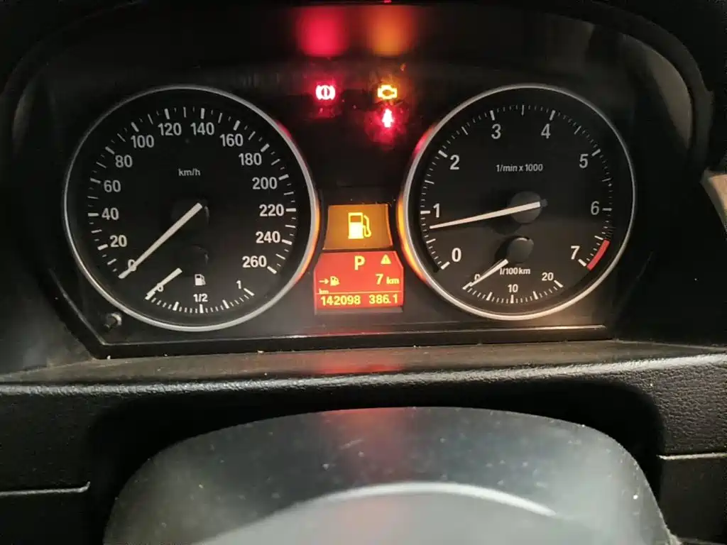 BMW X1 2012 2012 sDrive18i Luxury Model