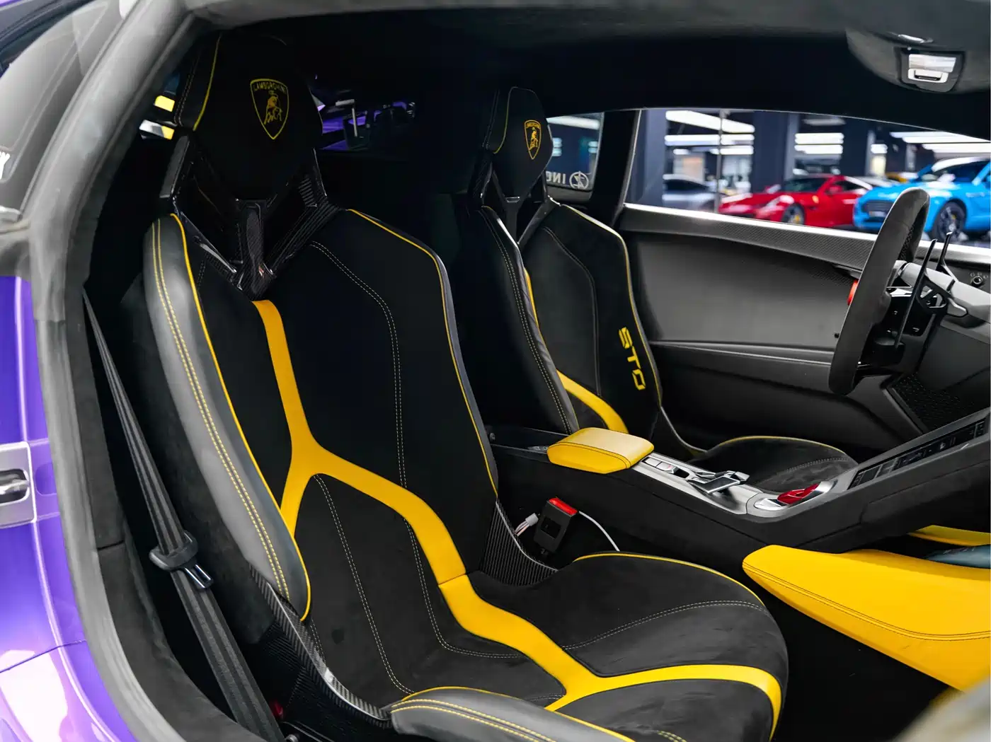 LAMBORGHINI HURACÁN