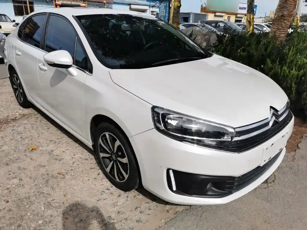 Photo 4 - Citroën C4 C-Quatre