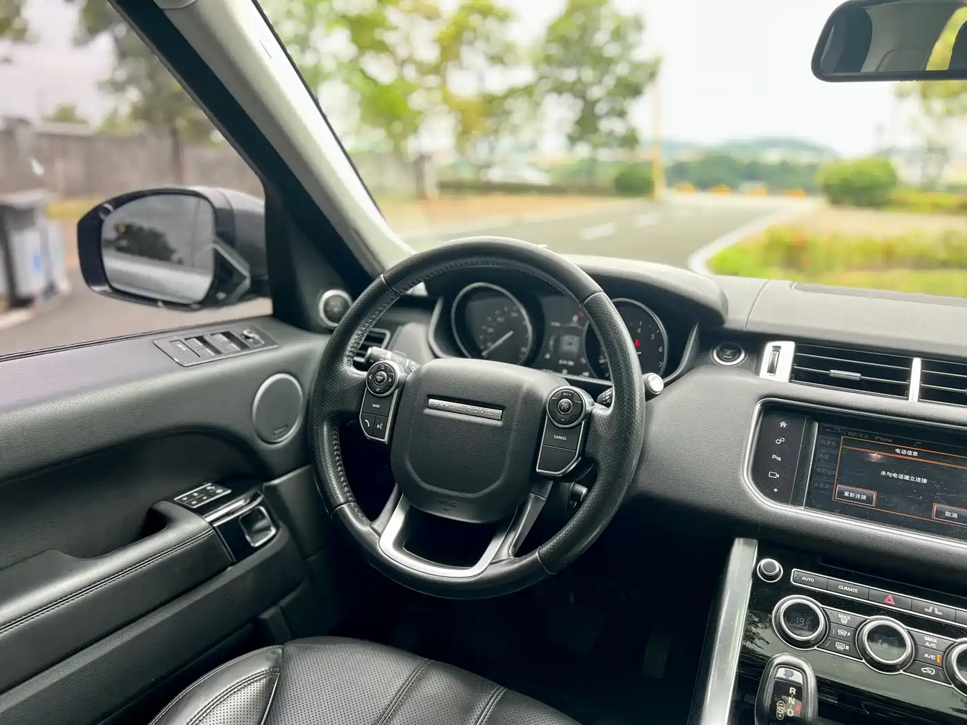 Land Rover Range Rover Sport 2016 Model 3.0 SC V6 HSE фото 11