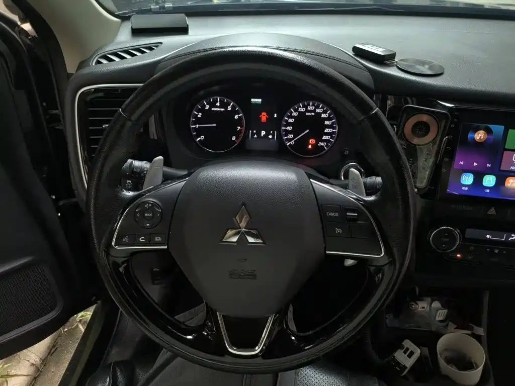 Mitsubishi Outlander 2016 2016 2.4L 4WD Elite Edition 5-seater