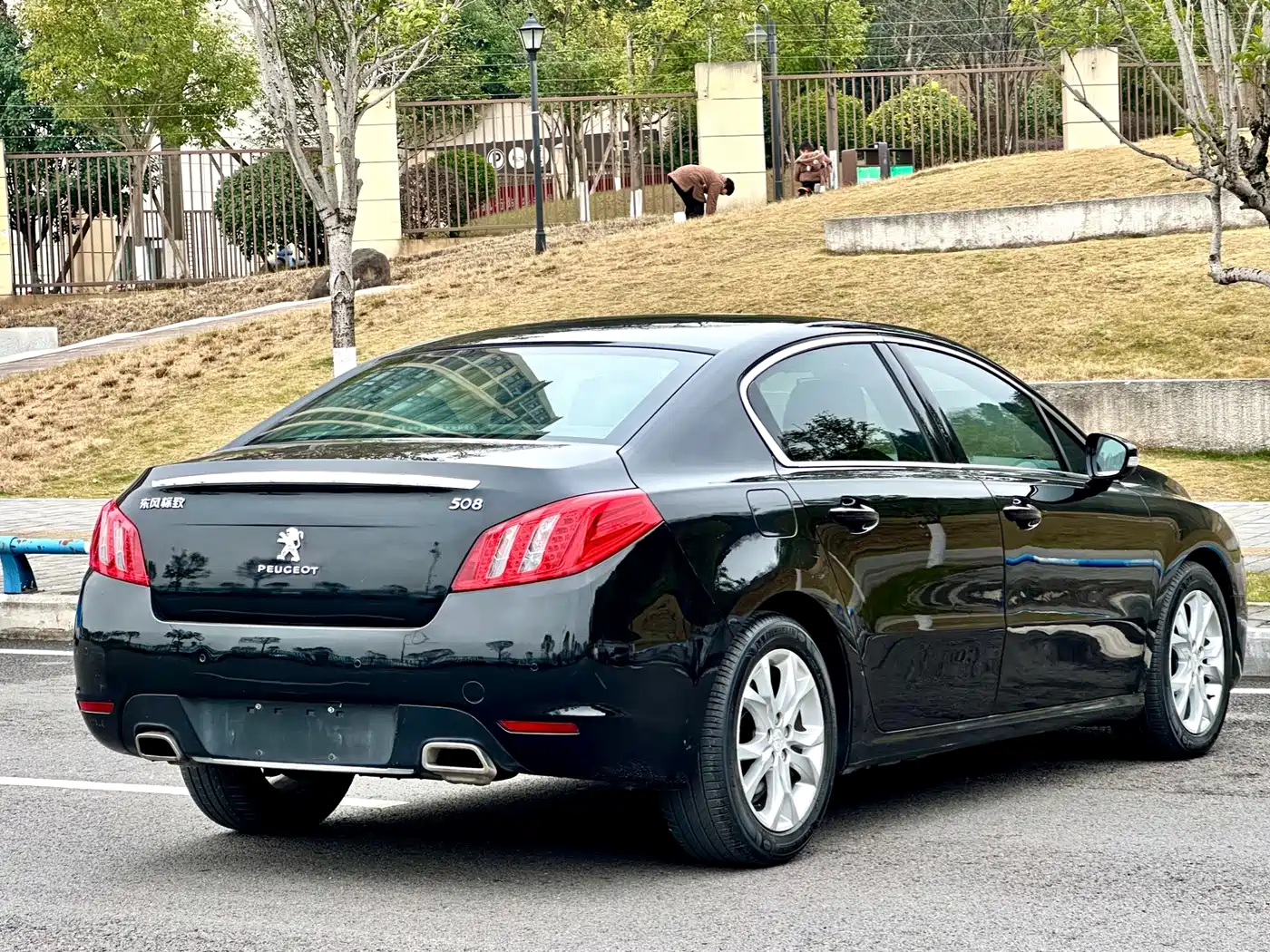 Peugeot 508 2013 2.3L Roland Garros Edition фото 8