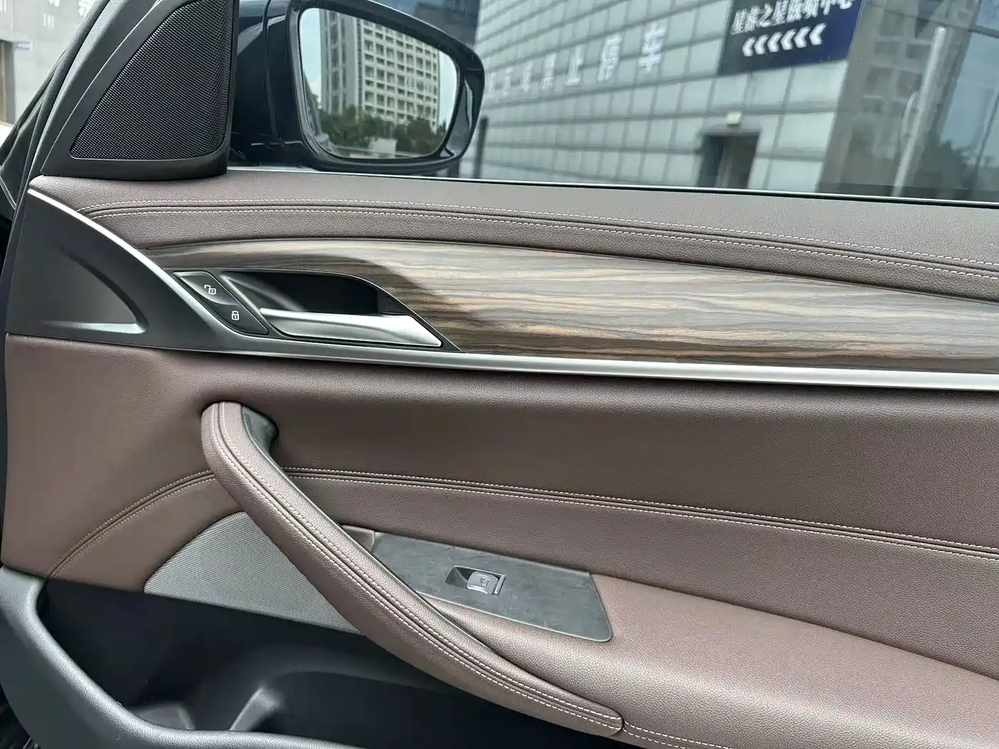 BMW 5 Series, миниатюра 26