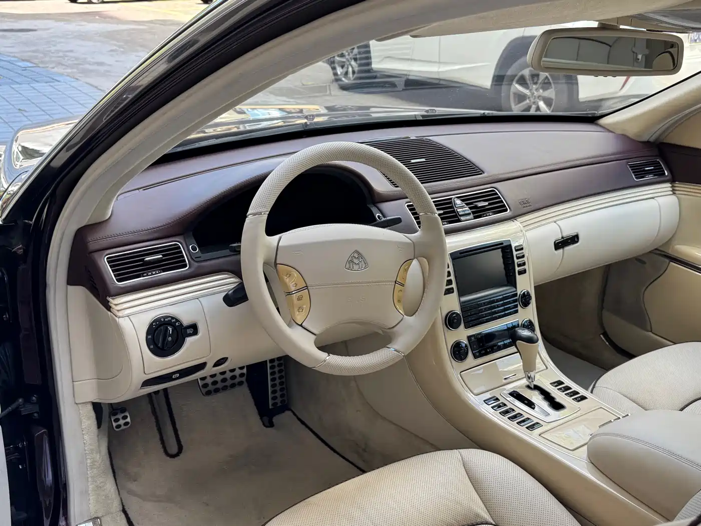 Maybach Maybach 2012 2007 Model 6.0T 62 S
