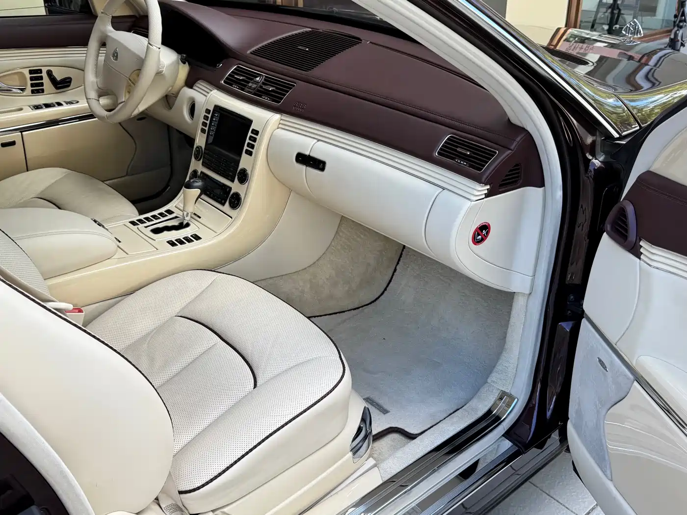 Maybach Maybach 2012 2007 Model 6.0T 62 S