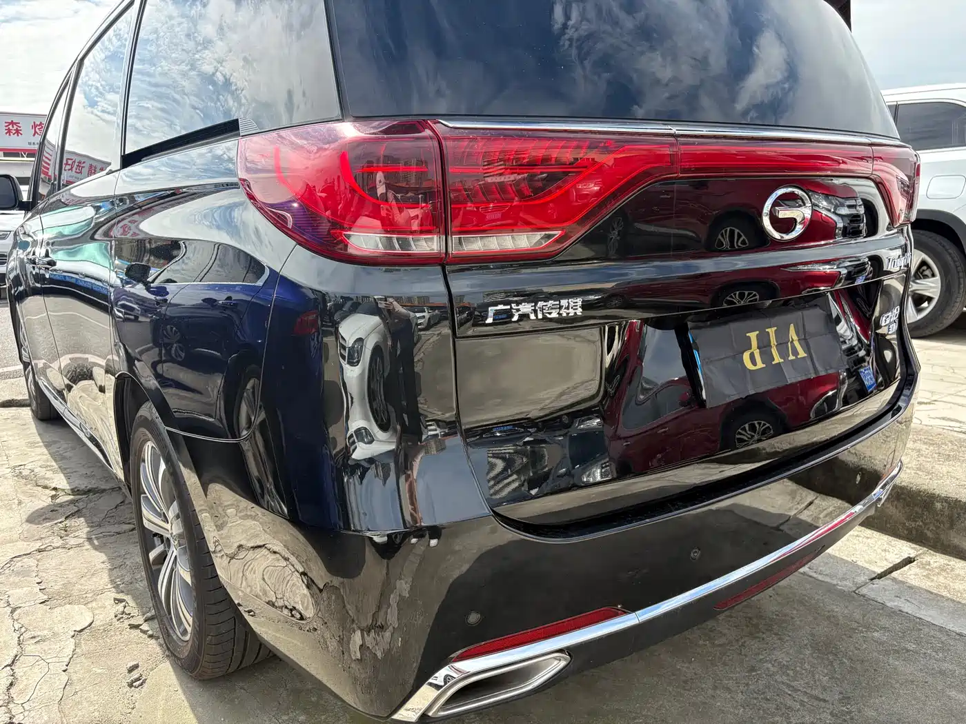 GAC Trumpchi Trumpchi M8 2018 2018 320T Premium Edition