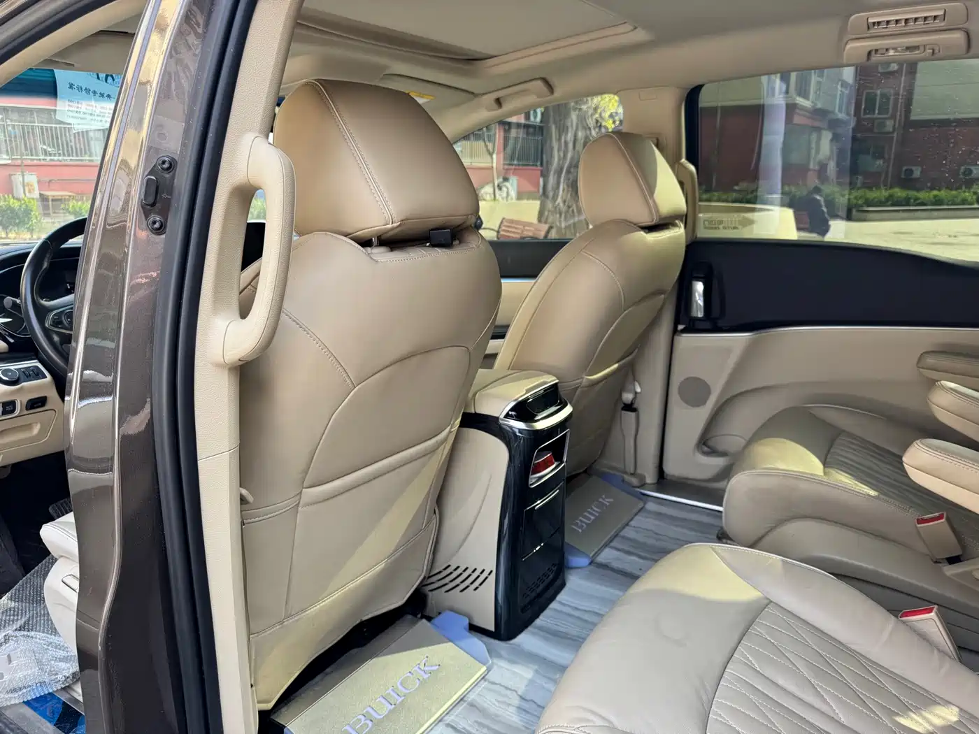 Buick GL8 2023 Land Business Class 652T Luxury фото 7