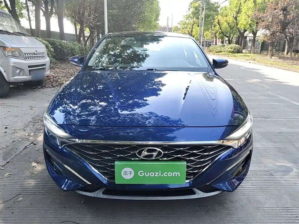 Hyundai Fista 2019 280TGDi Sport Edition China VI фото 3
