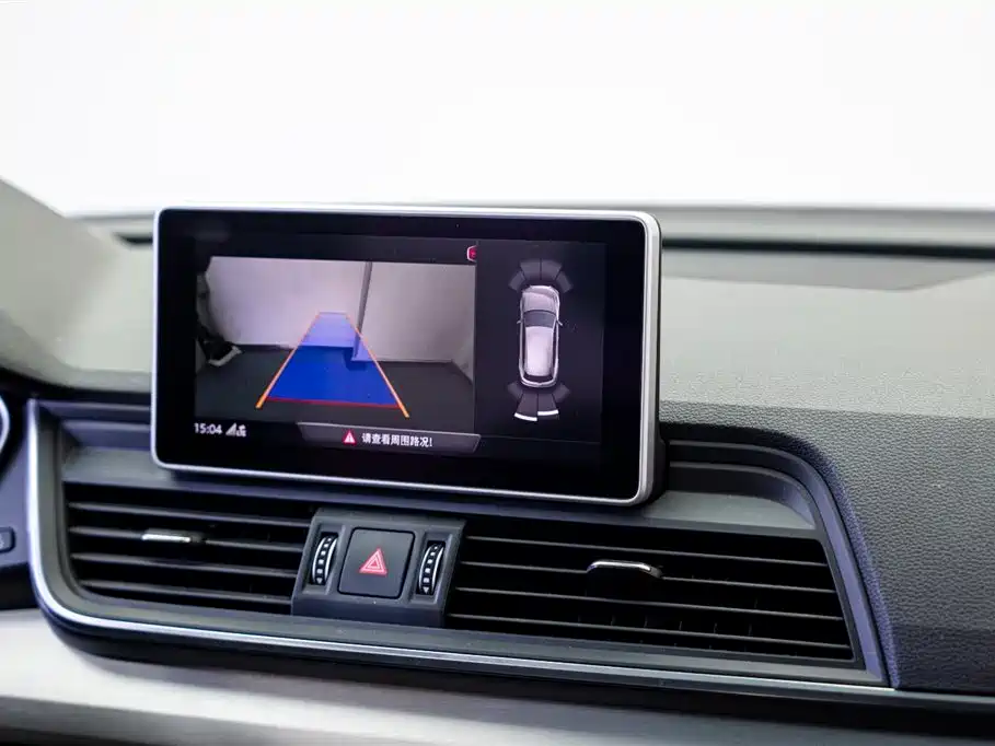 Audi Q5L 2020 Facelift 40 TFSI Honor Fashion фото 18