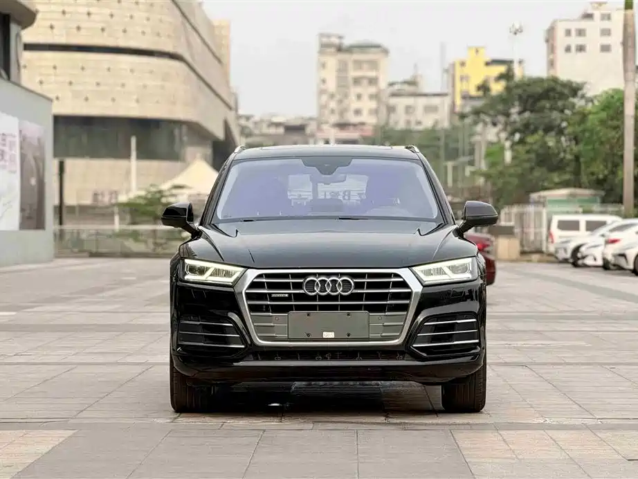 Audi Q5L 2018 40 TFSI Premium Fashion China VI фото 2
