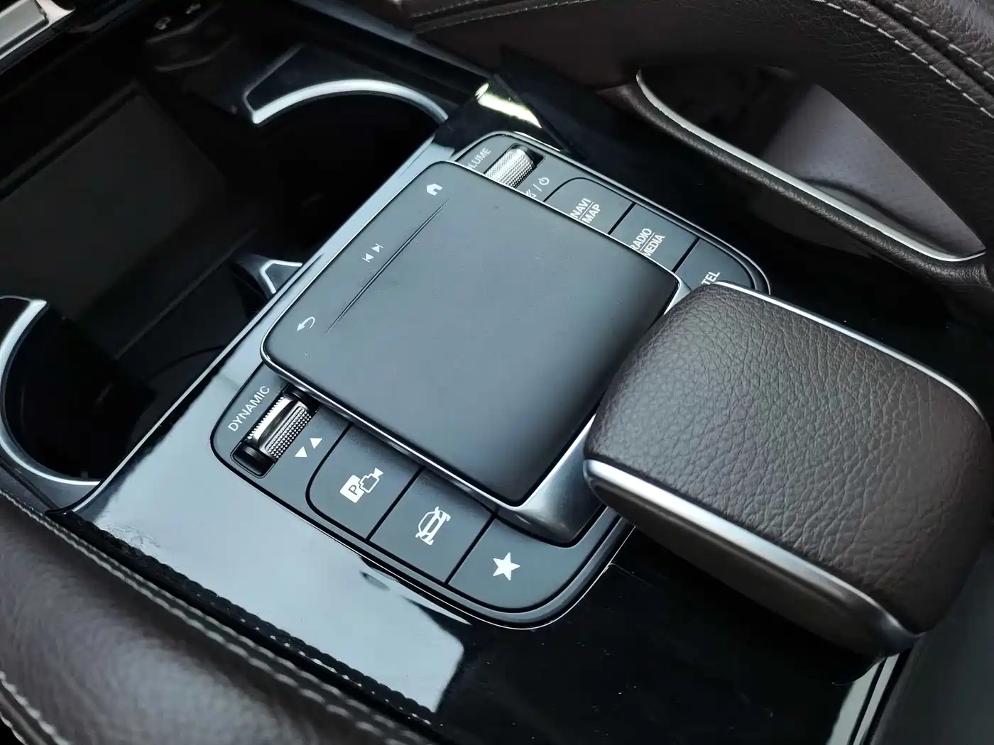 Mercedes-Benz GLE 2023 GLE 350 4MATIC Fashion фото 17