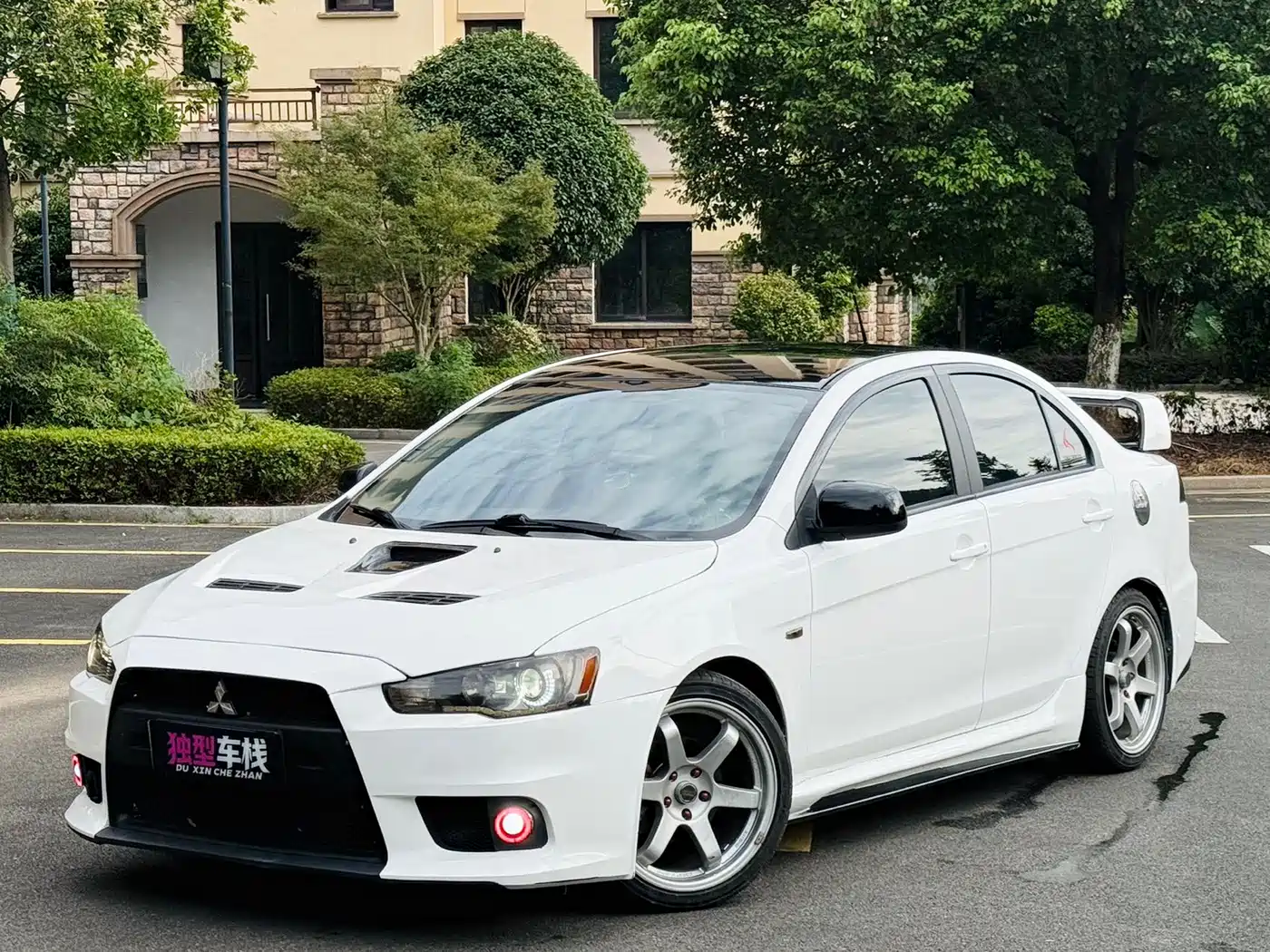 Mitsubishi Lancer EX