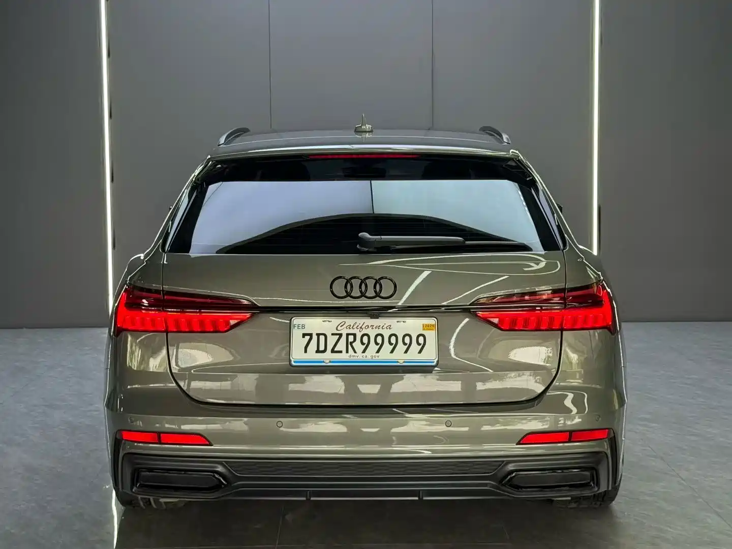 Фото 6 - Audi A6 (Import)