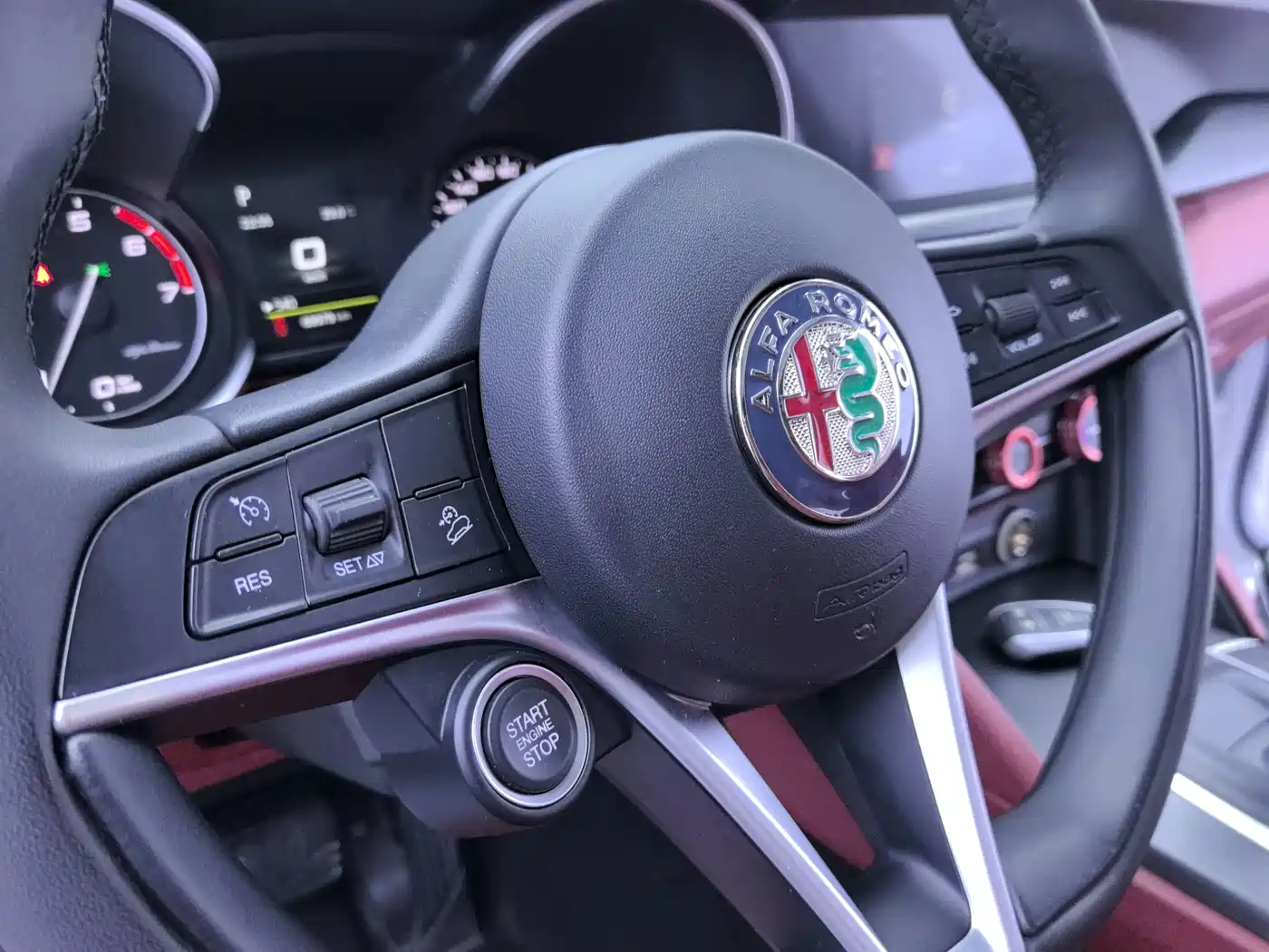 Alfa Romeo Stelvio 2019 2017 2.0T 200HP Elite
