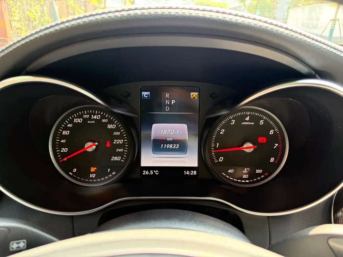 Mercedes-Benz GLC 2016 GLC 300 4MATIC Dynamic фото 16