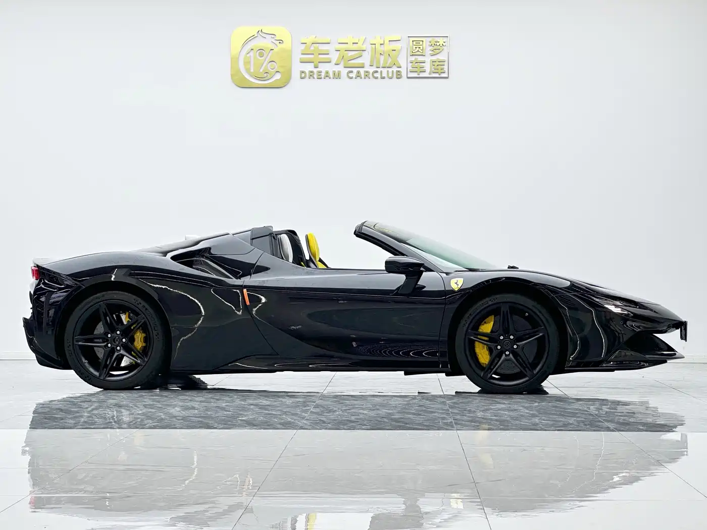Ferrari SF90 2023 2021 3.9T V8 Spider