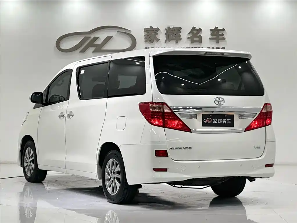 Toyota Alphard 2012 3.5L Luxury Edition фото 5