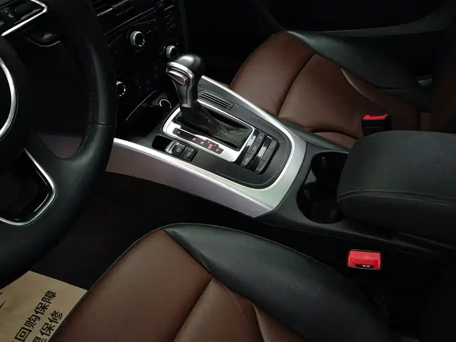 Audi Q5 2016 40 TFSI Technology Model фото 16