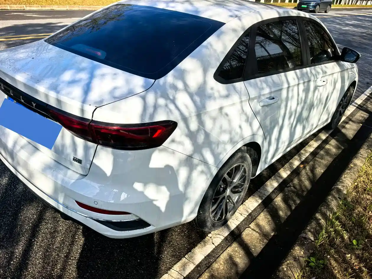 GEELY EMGRAND