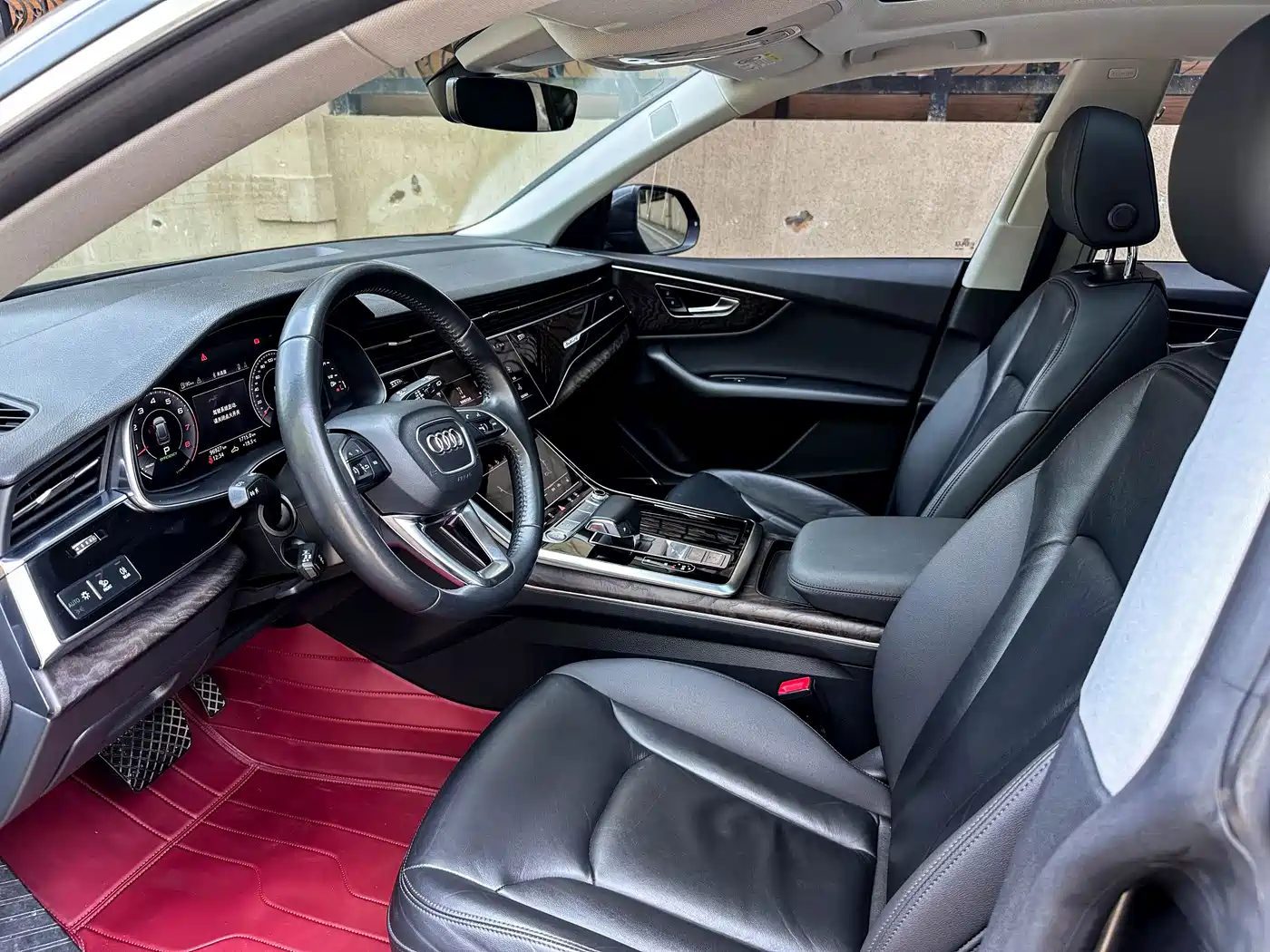 Audi Q8 2019 55 TFSI Luxury Dynamic фото 10