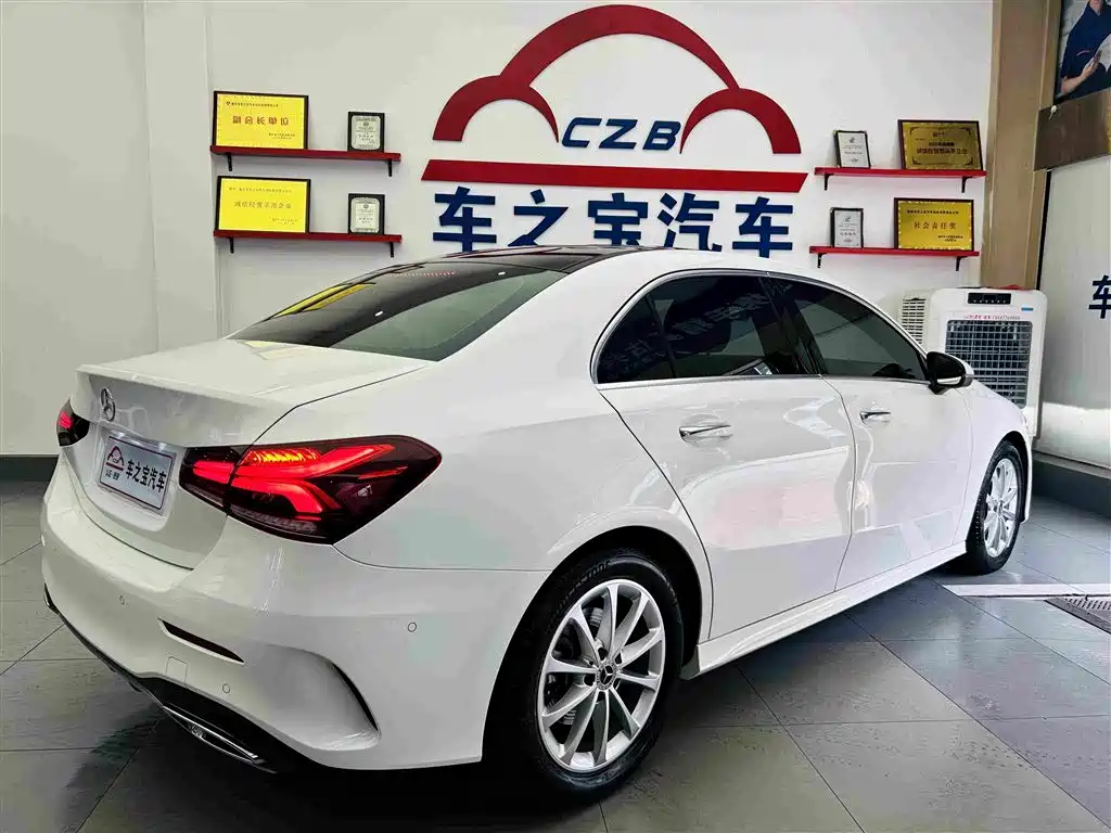 MERCEDES-BENZ CLASS A