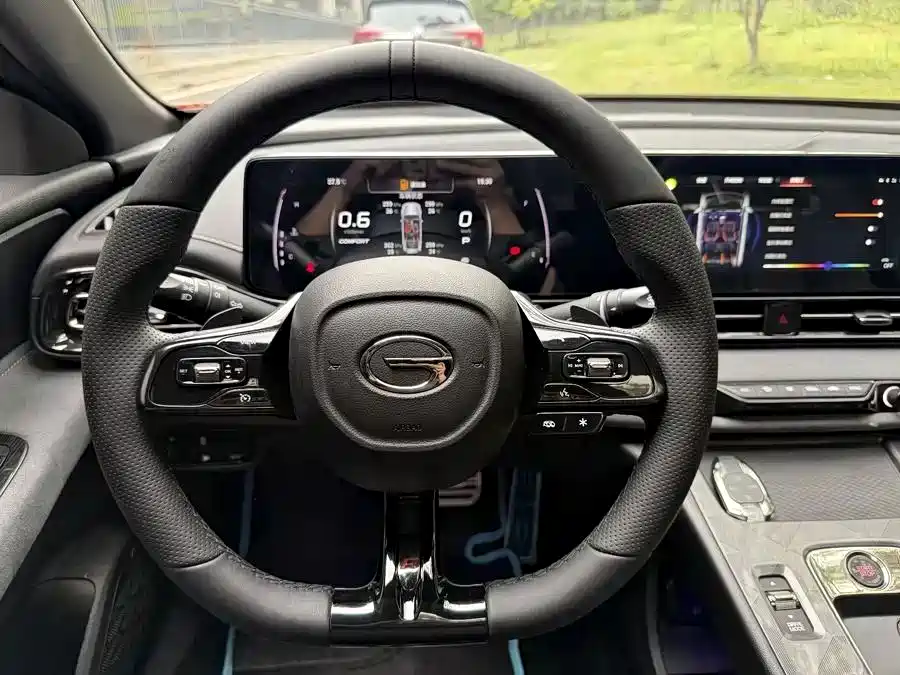 GAC Trumpchi Trumpchi Emkoo 2023 270T DCT J11 Edition фото 5