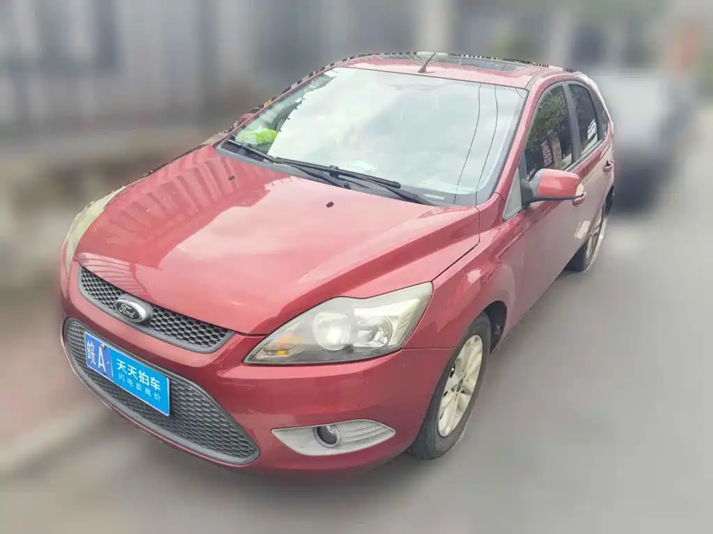Фото 1 - Ford Focus