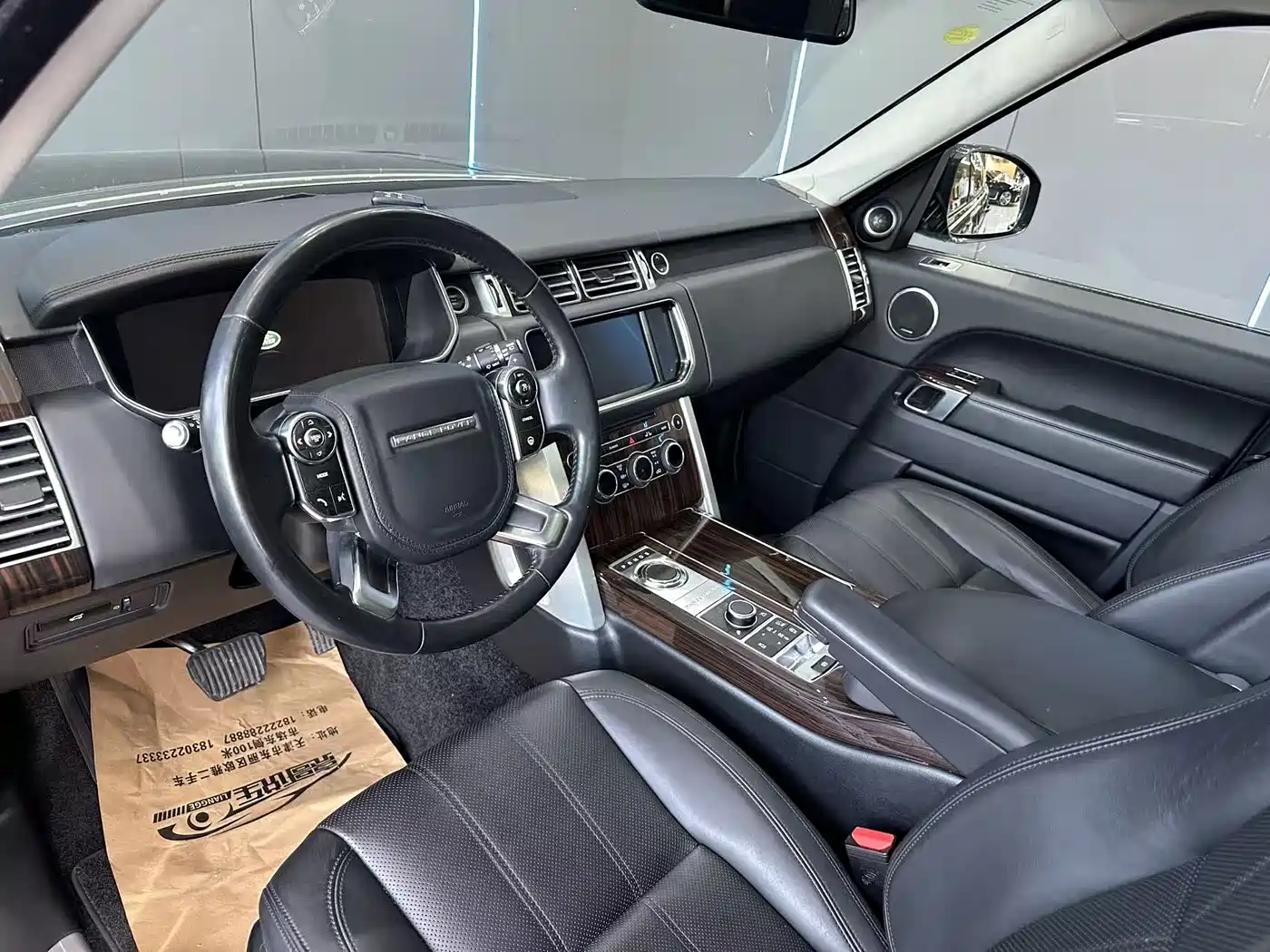 Land Rover Range Rover 2014 Facelift 3.0 SC V6 Vogue фото 11